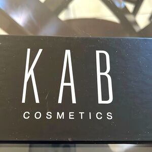 NWT KAB COSMETICS- beautiful colors. Never swatched